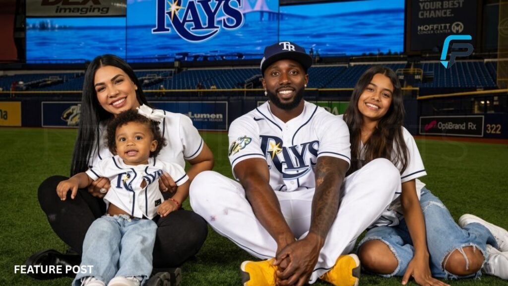 Cenelia Pinedo Blanco With Family